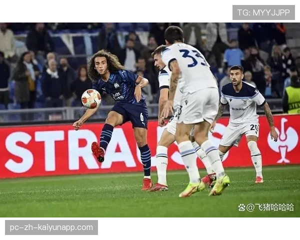 博卡中场组织略显混乱，传递失误多，博卡啥意思